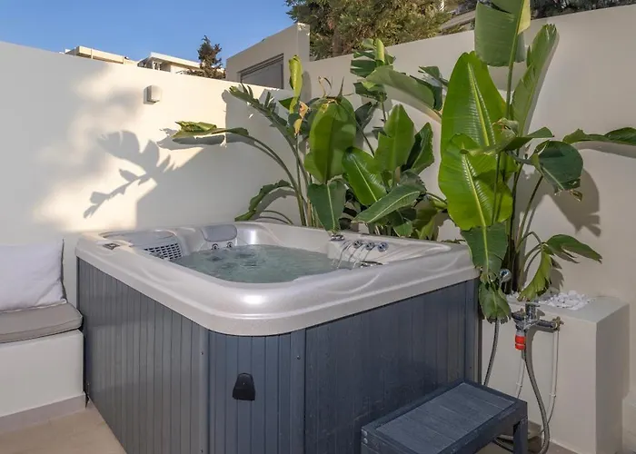 Earthy Haven-minimalist Luxury & Hot Tub Lejlighed *